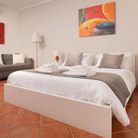 Madinah Apartments Palermo Buitenkant foto