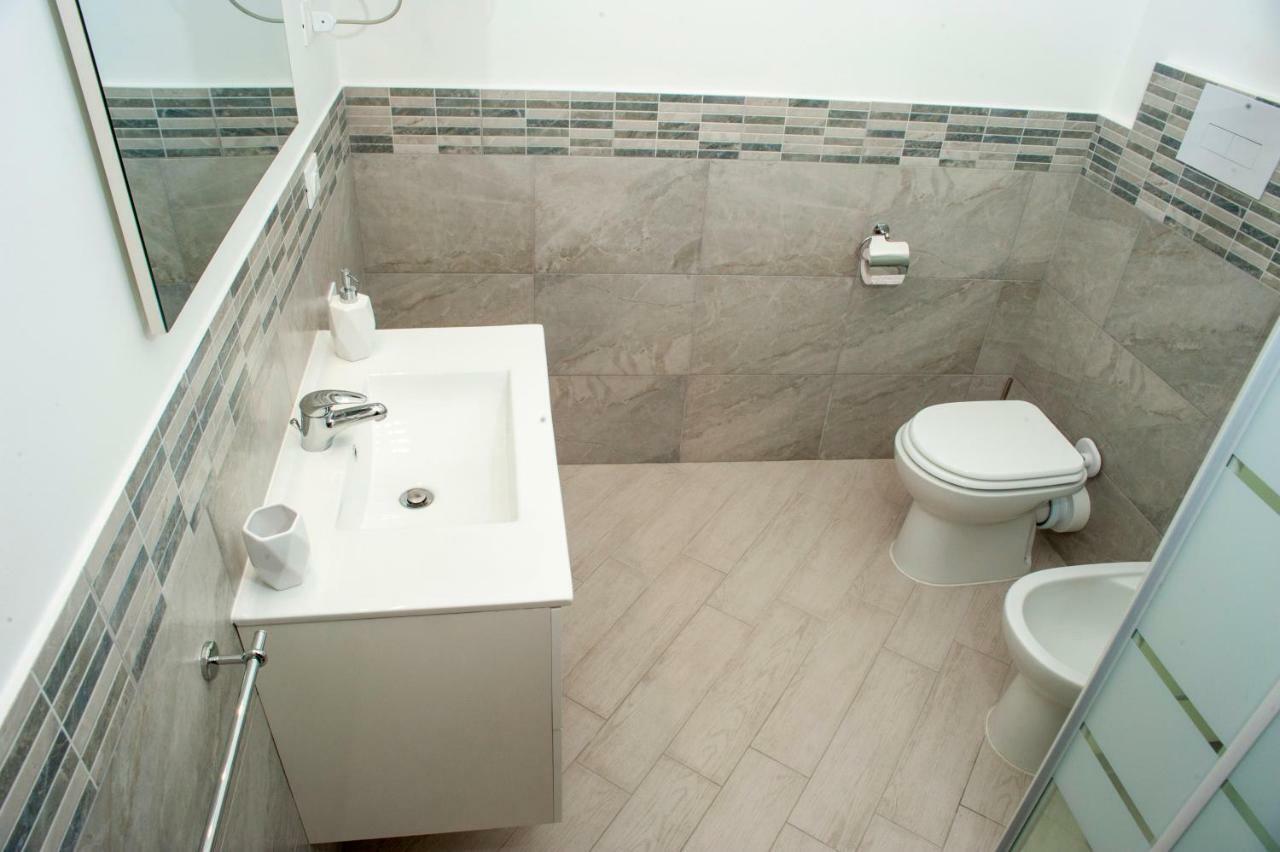 Madinah Apartments Palermo Buitenkant foto